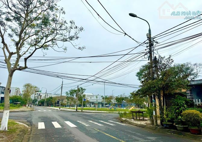 Bán lô đất 160m đường 7m5 Trà Lộ thông ra Trường Sa, Khu Biển Tân Trà gần kề Khu FPT