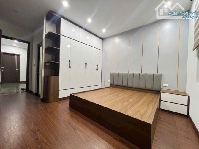 NHÀ DẠNG BIỆT THỰ PHÂN LÔ, Ô TÔ TRÁNH XUÂN LA, TÂY HỒ, 310m2, MẶT TIỀN 10m, CHỈ 46.65 TỈ.