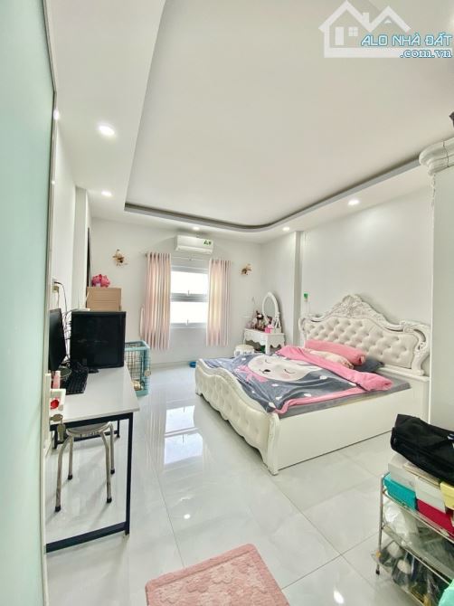 💰 Nhà Gần Đỗ Xuân Hợp, DT 82m², Pháp Lý Chuẩn, Giá Chỉ 11.9 Tỷ!