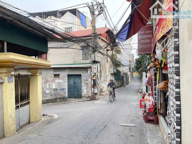 ĐẤT ĐẸP ĐÀM QUANG TRUNG - PHƯỜNG LONG BIÊN - VUÔNG VẮN - NỞ HẬU - CHÍNH CHỦ - NGÕ Ô TÔ - 1