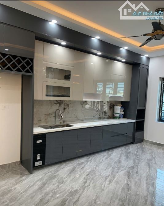 Bán nhà lê hồng phong, đằng lâm, Hải an, Hải phòng. 5 tầng, 60m2, đường 15m, 9,5 tỷ.T1 - 2