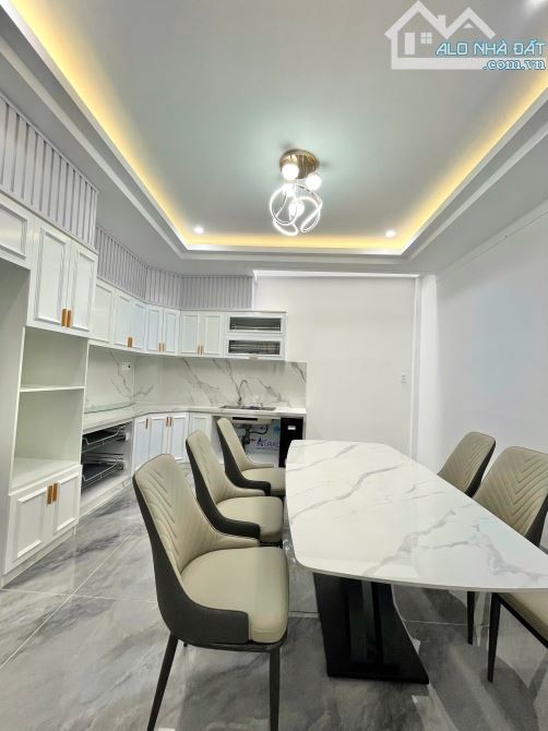 🕍 Nhà đẹp tân cổ điển mặt tiền đường nối 220 Lê Duẩn - 3
