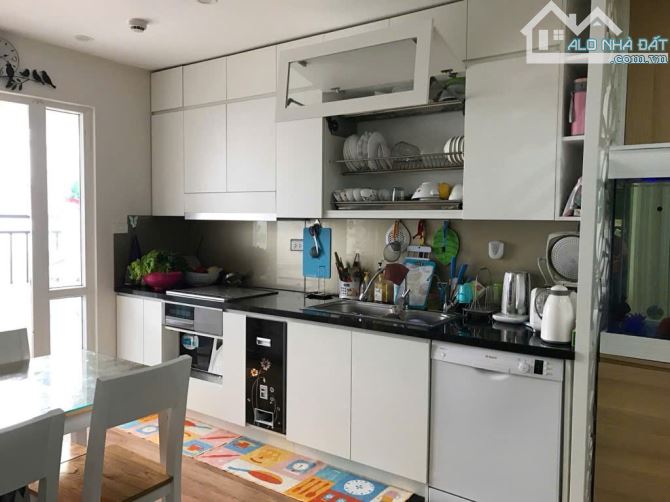Bán CC SDU Tower 143 Trần Phú DT: 65m2 giá 3.75 tỷ - 4