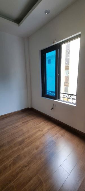 B.Á.N NHÀ GẦN LAI XÁ ,  LÔ GÓC, PHÂN LÔ, Ô TÔ TRÁNH, VIEW SÂN CHƠI , Ở SƯỚNG 38M2, 4 TỶ 65 - 5