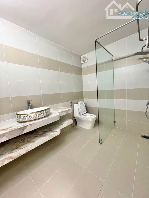 🕍 Nhà đẹp tân cổ điển mặt tiền đường nối 220 Lê Duẩn - 7