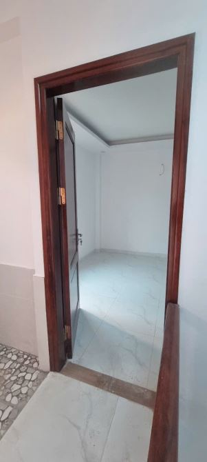 B.Á.N NHÀ GẦN LAI XÁ ,  LÔ GÓC, PHÂN LÔ, Ô TÔ TRÁNH, VIEW SÂN CHƠI , Ở SƯỚNG 38M2, 4 TỶ 65 - 8
