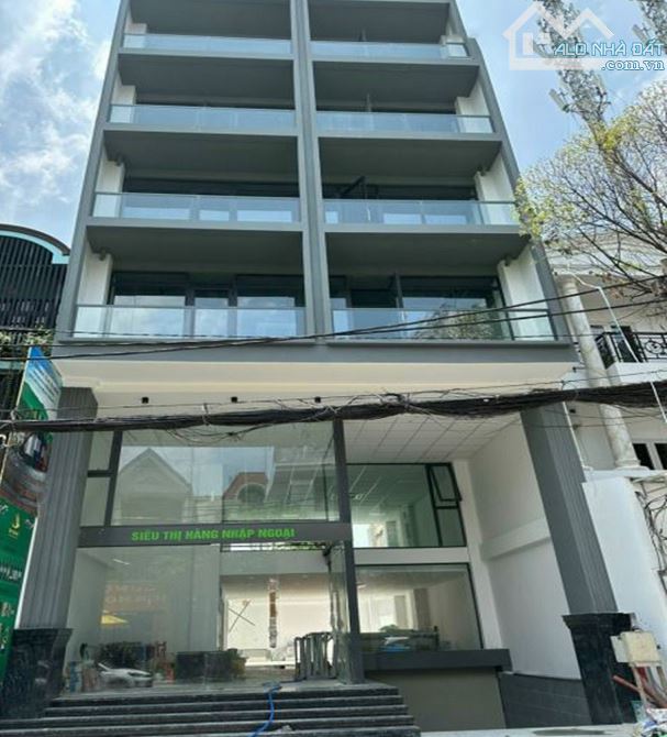 Bán Nhà Mặt Phố Đoàn Thị Điểm, Đống Đa, DT 273m2 x 8T, MT:9,5m. Giá Rẻ.