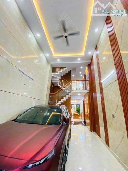 SIÊU PHẨM TOÀ NHÀ 6 TẦNG HẺM XE HƠI TRÁNH 9M LÊ VĂN QUỚI, 80m2 CHỈ 9.8 Tỷ