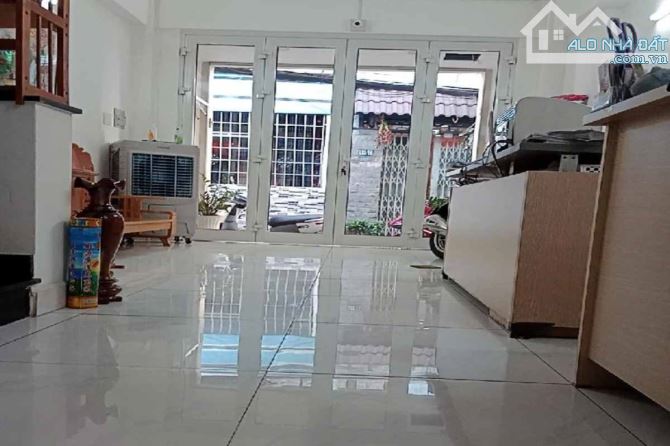 Bán nhà 1 sẹc Trường Sa, Bình Thạnh, 3.5m x 12m, 50 m², 5 tầng, nở hậu - Giá 8.9 tỷ TL - 1