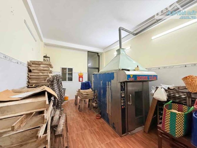 NHÀ MẶT TIỀN NGAY TRỤC THĂNG LONG SIÊU THỊ LOTTE _ HÓA SƠN 6 _ HẢI CHÂU , NHỈNH CHỈ 4 .TỶ - 1