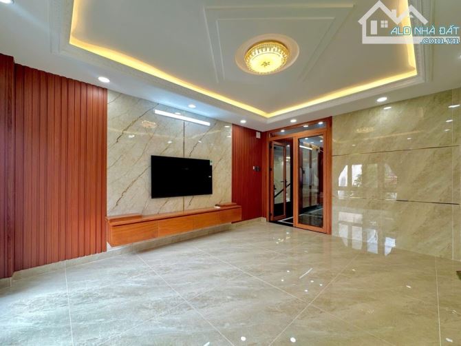 SIÊU PHẨM TOÀ NHÀ 6 TẦNG HẺM XE HƠI TRÁNH 9M LÊ VĂN QUỚI, 80m2 CHỈ 9.8 Tỷ - 1
