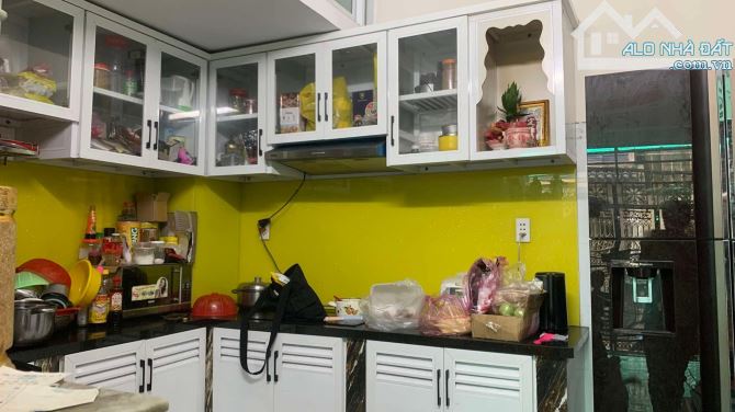 Quận 8 - Nhà Đẹp 4 Tầng Vào Ở Ngay Ngang 4,6M -  CẠNH TTTM PARC MALL - Chỉ 5,7 Tỷ - 2