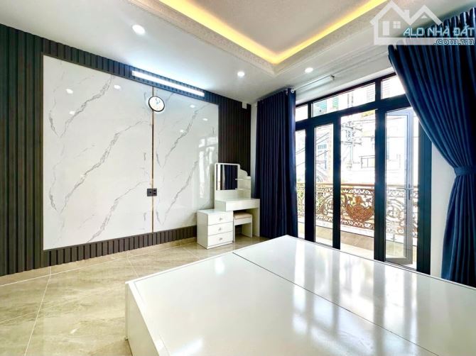SIÊU PHẨM TOÀ NHÀ 6 TẦNG HẺM XE HƠI TRÁNH 9M LÊ VĂN QUỚI, 80m2 CHỈ 9.8 Tỷ - 2