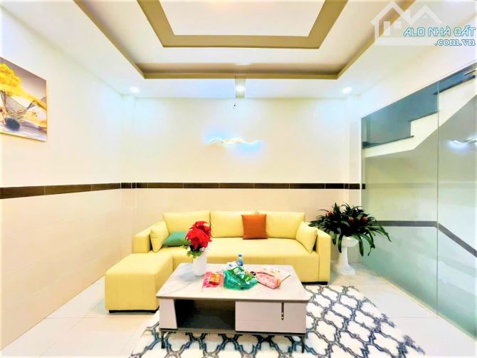 Bán Nhà Đẹp 4 Tầng Sư Vạn Hạnh, 51m2 (4x12.8m), 9.7 Tỷ TL. - 2