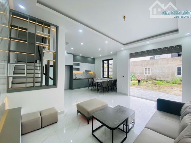 Bán nhà 3 tầng Lương Quán, An Dương.60m2.Mặt tiền siêu rộng 10m.Ô tô vào tận cửa.Chỉ 1,86 - 3