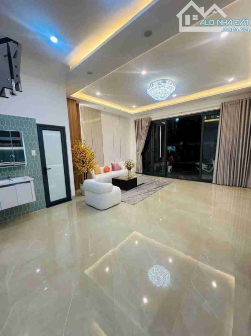 SIÊU VIP NHÀ PHỐ HẢI CHÂU NGAY TRUNG TÂM  GẦN CẦU RỒNG - 3