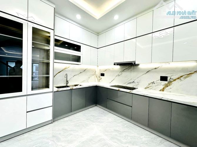 BÁN NHÀ MỚI XÂY DỰNG NỘI THẤT ĐẸP 80M2 3 TẦNG BỀ THẾ. KHU VIP ĐẶNG VĂN NGỮ  PHÚ NHUẬN. - 3