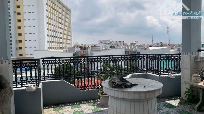 Quận 8 - Nhà Đẹp 4 Tầng Vào Ở Ngay Ngang 4,6M -  CẠNH TTTM PARC MALL - Chỉ 5,7 Tỷ - 4
