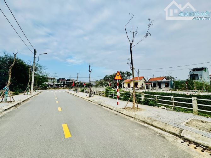 BÁN ĐẤT ĐẸP KQH ĐÔNG NAM THUỶ AN VIEW KÊNH GẦN SIÊU THỊ LỚN - 4