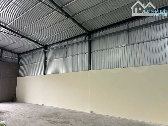 Cho thuê kho xưởng bãi 530m² kho xây dựng 410m² trong KDC Ngân Thuận, P. Bình Thuỷ - 5