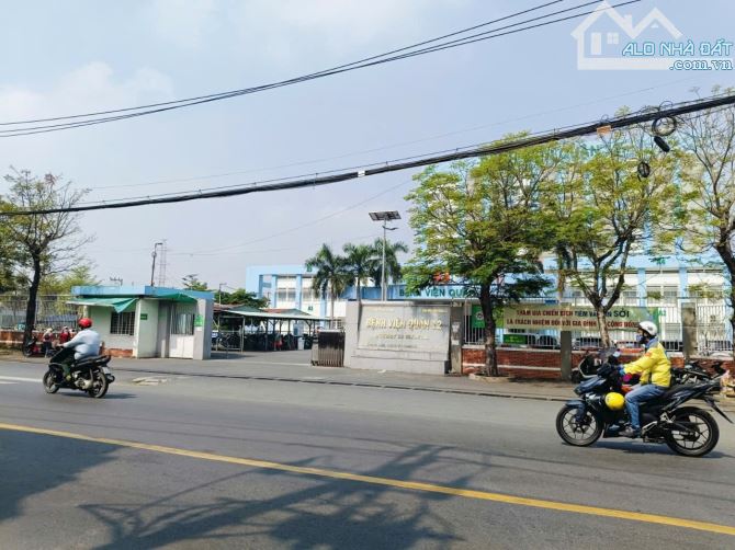 BÁN ĐẤT GIÁ RẺ 15.000m2 DƯƠNG THỊ MƯỜI TÂN CHÁNH HIỆP Q12 CHỈ 130 Tỷ