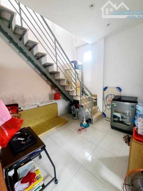 CƠ HỘI CUỐI NĂM - NHÀ ĐẸP GIÁ RẺ TẠI TÂN BÌNH 📣 🏡 Diện tích: 40m² (ngang 5.46m, nở hậu)