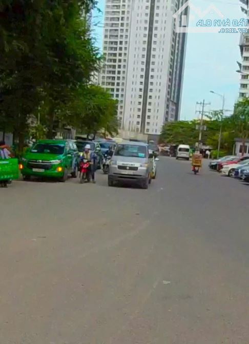 500m2 đất thổ cư 17x27.5m đường 12m ngay tòa nhà PVGAS Nguyễn Hữu Thọ Phước Kiển, 24 tỷ