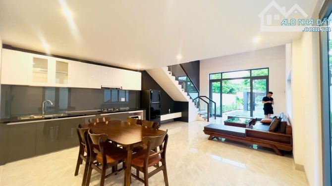 Bán gấp nhà 182m2 mặt tiền Lê Văn Hiến nối dài gần FPT Đà Nẵng. - 1
