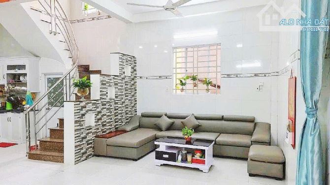 TRỊNH ĐÌNH THẢO-NGANG KHỦNG 6.8M -  60M2 X 2 TẦNG - NỞ HẬU 7.5M - TẶNG FULL NỘI THẤT - NHÍ - 1