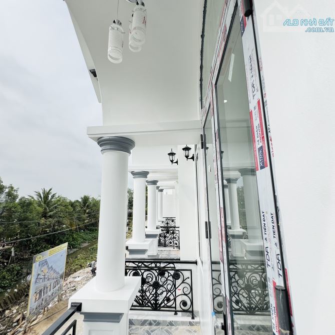 NHÀ TRỆT LẦU ĐẸP MỚI GIÁ TỐT CHỈ CÁCH BV NHI & ĐH FPT 5KM- ĐẬU Ô TÔ TRƯỚC NHÀ, GIÁ: 1TỶ700 - 12