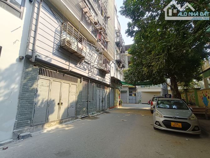 Nguyễn Văn Linh 10 tỷ 50m mặt tiền 9m ô tô,sẵn 7 tầng thang máy,Long Biên Hà Nội - 2