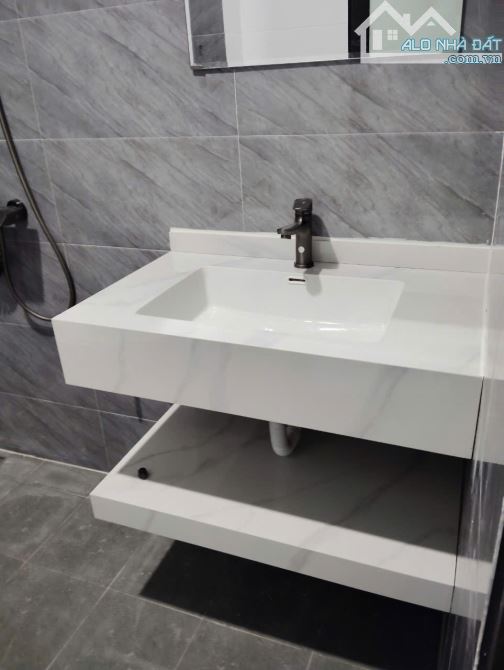 Bán nhà - Chu Văn An,Kinh doanh đỉnh,đầu tư sinh lời,DT: 166m,MT: 8m,Giá: 5,3 tỉ - 2