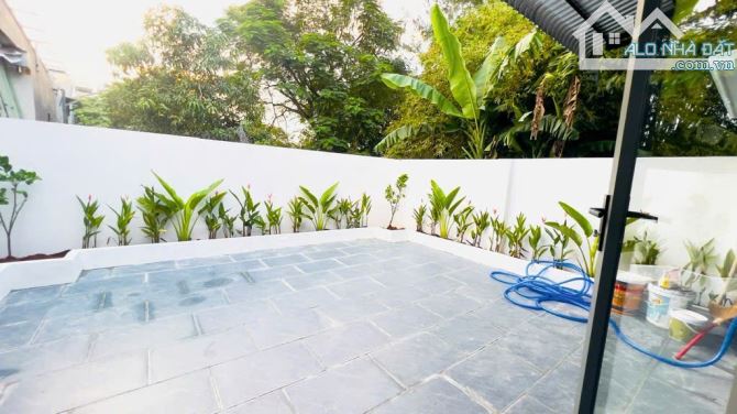 Bán gấp nhà 182m2 mặt tiền Lê Văn Hiến nối dài gần FPT Đà Nẵng. - 2