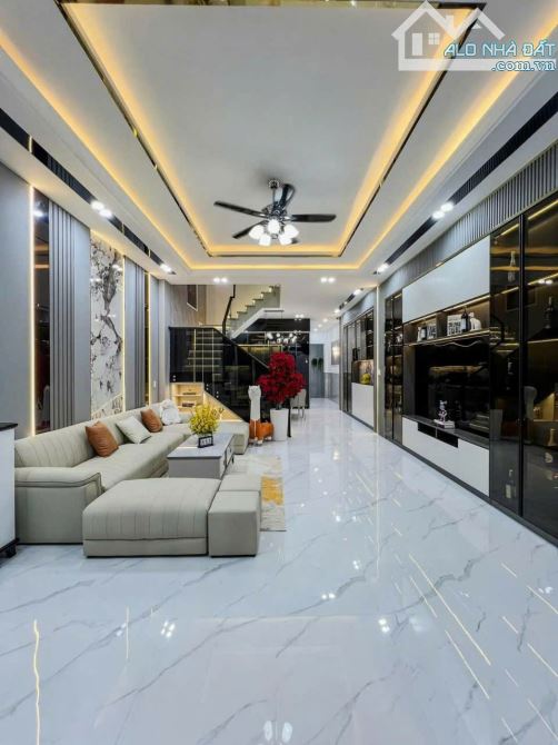 Chỉ 6,699 TỶ: SIÊU PHẨM ở MẶT TIỀN đường 7,5m gần CẦU VƯỢT NGÃ 3 HUẾ ĐN: 6mx14m 3 TẦNG - 2