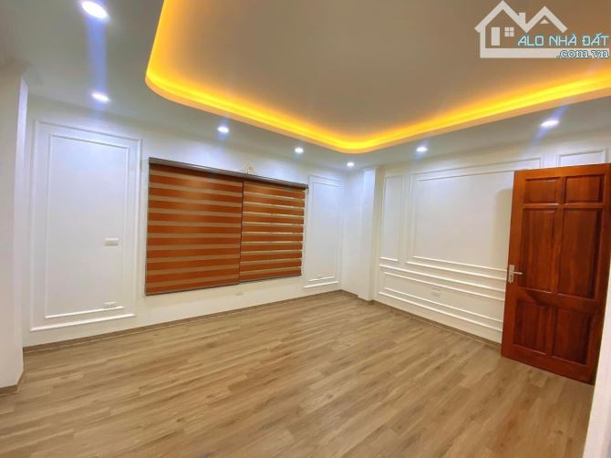 Bán nhà Kim Giang, 38m², 6 tầng, giá chỉ 9.15 tỷ dòng tiền thang máy ô tô đỗ cửa - 3