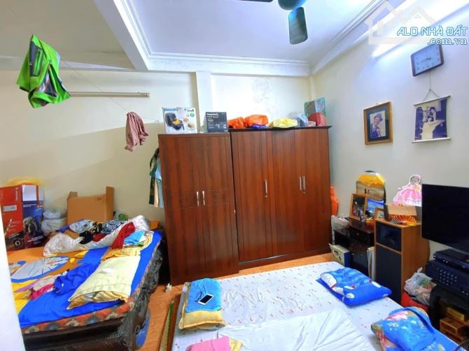 Bán nhà phố Yên Hòa, 33m², 5 tầng, mặt tiền 4.9m, giá 7.5 tỷ ngõ to Dân xây - 3