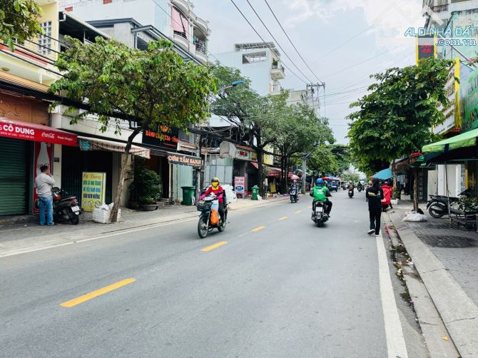 Bán đất xây CHDV mặt tiền đường Lý Phục Man, DT: 7.5m x 15m, Bình Thuận Quận 7 - 4