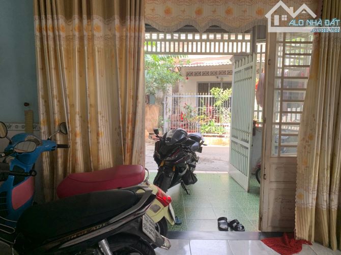 Bán nhà 3 mặt tiền kp1 chợ điều phường long bình biên hoà đồng Nai - 4