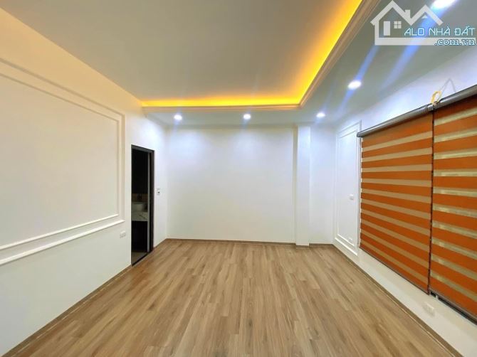 Bán nhà Kim Giang, 38m², 6 tầng, giá chỉ 9.15 tỷ dòng tiền thang máy ô tô đỗ cửa - 5