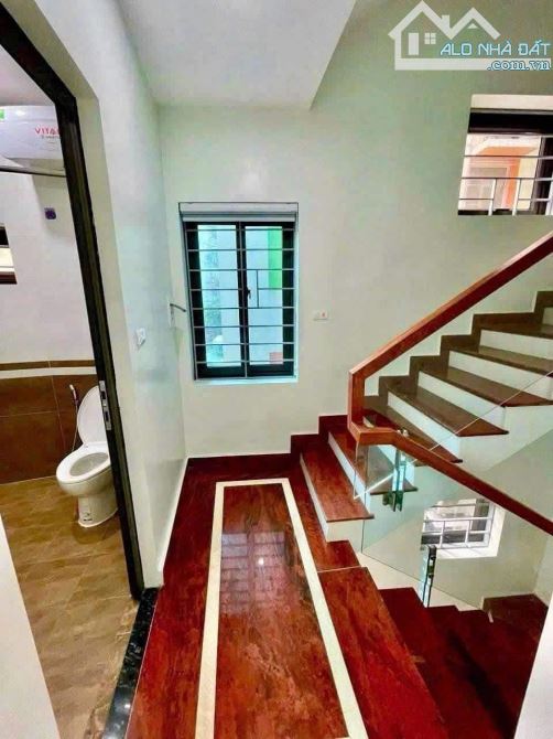 NHÀ 57M2*6T PHAN ĐÌNH GIÓT, GARA, 5 PHÒNG NGỦ - 5