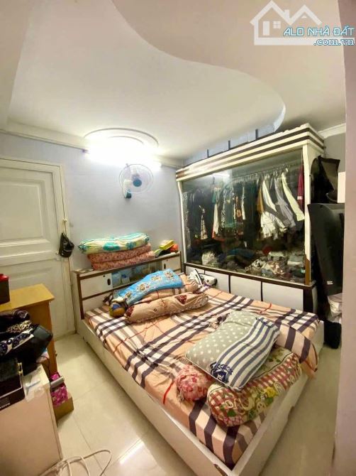 Quận 8 - Bán Nhà Mễ Cốc Q8- Xe Hơi Vào Tận Nhà - Thu Nhập 12 Triệu /tháng - 6,5 Tỷ - 6