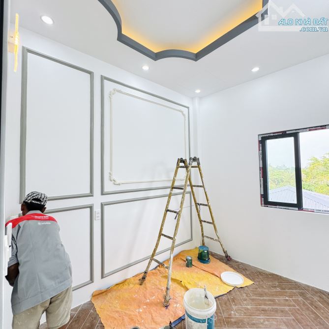 NHÀ TRỆT LẦU ĐẸP MỚI GIÁ TỐT CHỈ CÁCH BV NHI & ĐH FPT 5KM- ĐẬU Ô TÔ TRƯỚC NHÀ, GIÁ: 1TỶ700 - 9