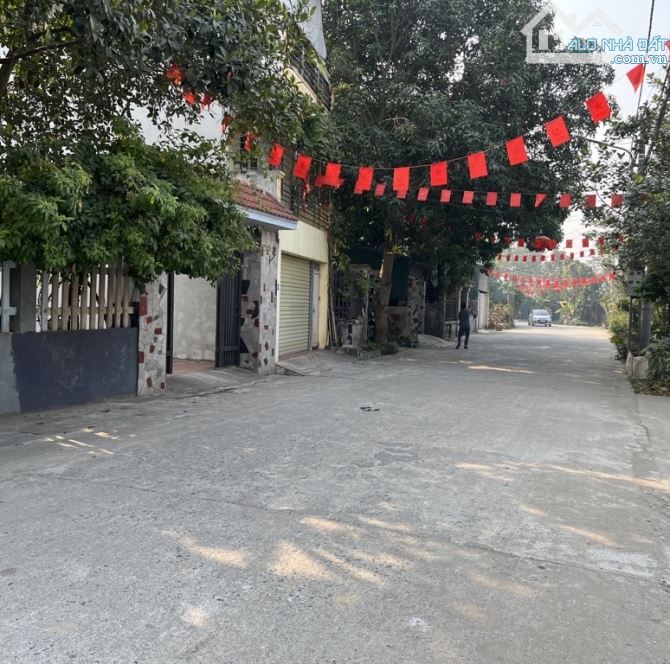 ❌❌❌Chính chủ gửi bán 75m2 đất siêu đẹp tại - Đông Anh - Ô Tô - Gần sân bóng - Gần đường23B