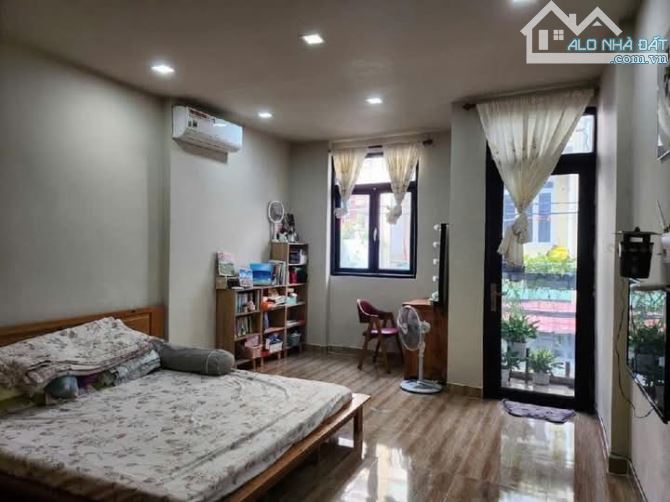 MẶT TIỀN  - ĐÀO TÔNG NGUYÊN  - NHÀ 4 TẦNG -270 M2 -  FULL THỔ CƯ  -  DÒNG TIỀN 240 Tr/ NĂM - 1