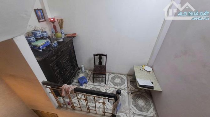 Bán nhà mặt phố Xã Đàn giá mặt ngõ chỉ hơn 11 tỷ có  60m2 đất, tặng nhà 4 tầng - 3