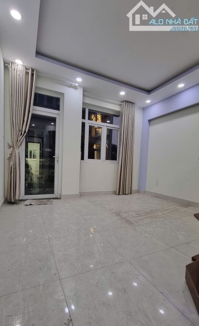 CƠ HỘI VÀNG TRONG 3 NGÀY CHỈ 7.5 TỶ 60M2, 4X15, 5 TẦNG MỚI TINH Ở LIỀN THỐNG NHẤT, GÒ VẤP - 1