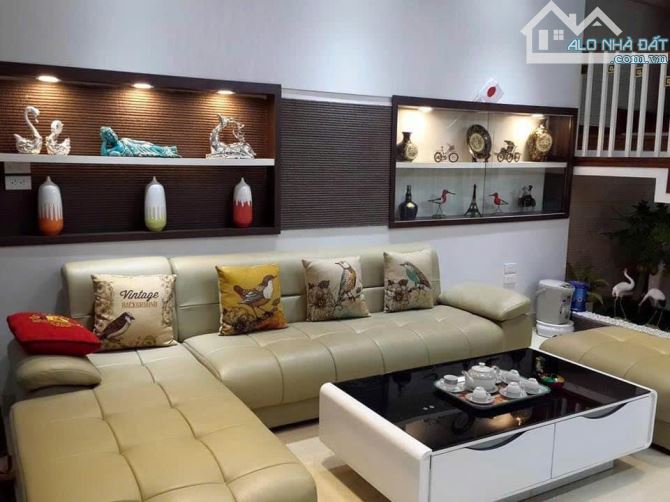 NHÀ 110M2*5T, NGÕ XE TẢI TRÁNH NHAU, 7 PHÒNG NGỦ, RẺ VÔ ĐỐI - 1