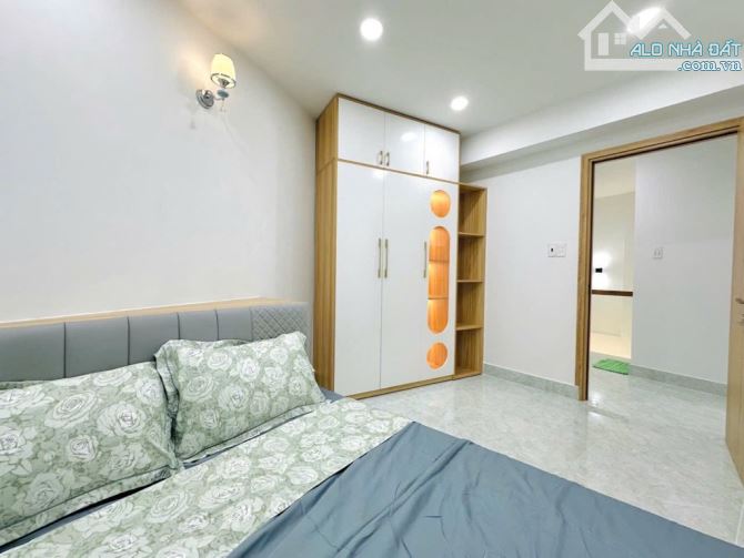 CĂN GÓC 2 MT - NGÃ 5 BÌNH HOÀ, GẦN CHỢ BÀ CHIỂU, BV GIA ĐỊNH, ĐH VĂN LANG - 44M² - 4.X TỶ - 13