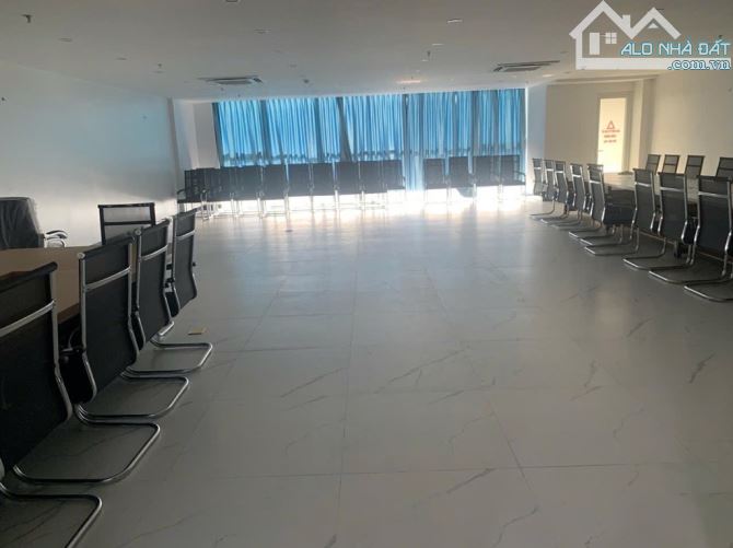 Bán nhà mặt phố Trần Quang Diệu, KD, DT 200m2 x 8T - Mt 10m - Siêu Phẩm, Đống Đa - 105 tỷ - 2