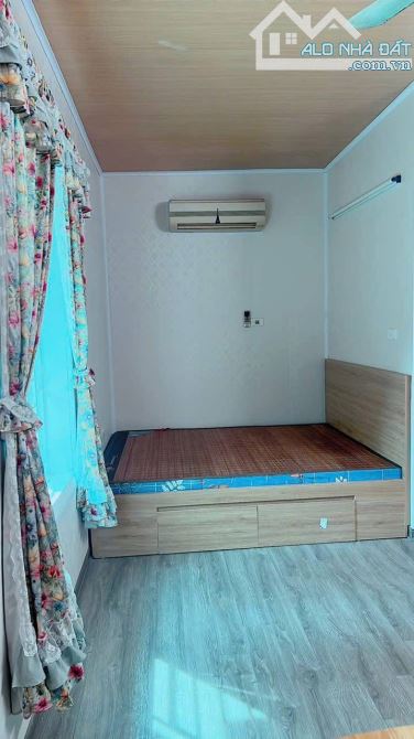 BÁN NHÀ TẬP THỂ THẠCH BÀN, DT 30m2, LÔ GÓC, NHỈNH 1 TỶ - 4